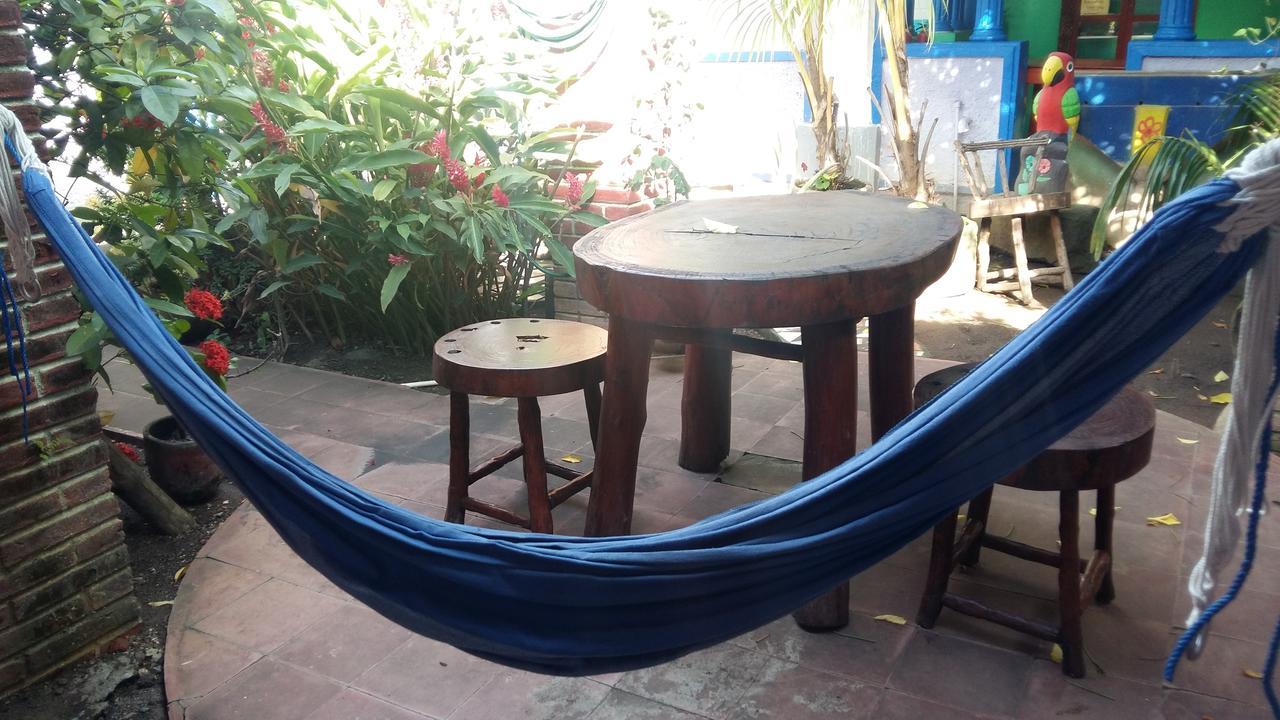 Hostal Mochilas Гранада Екстериор снимка